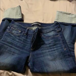 Women’s Cropped Skinny Jean